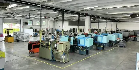 Plastic molding machinery